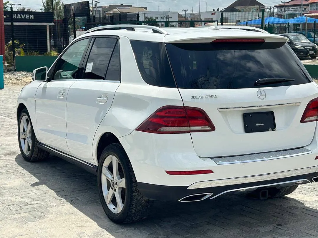 GLE 350 WHITE